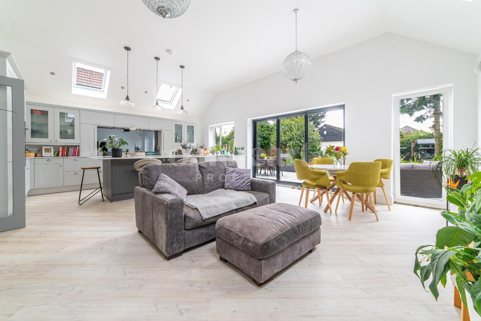 Lounge/Diner/Kitchen